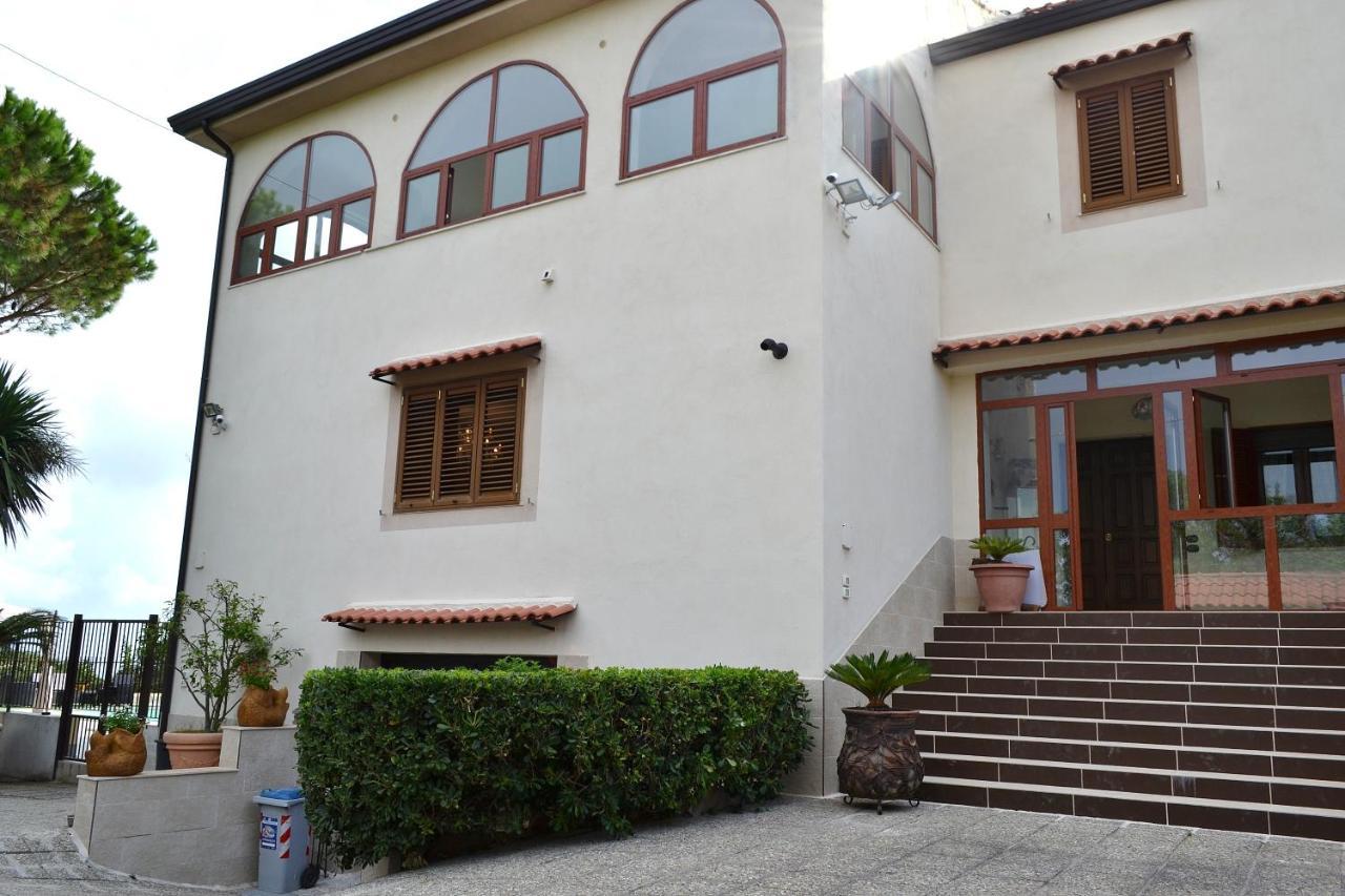 Colazione Da Lolly Bed & Breakfast Naples Luaran gambar